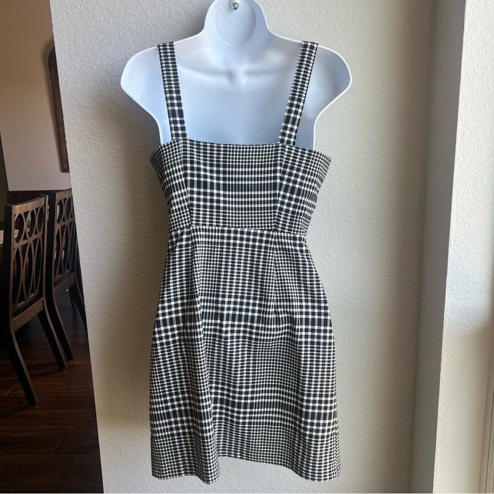 H&M Divided black white plaid pinafore dress - Picture 2 of 6
